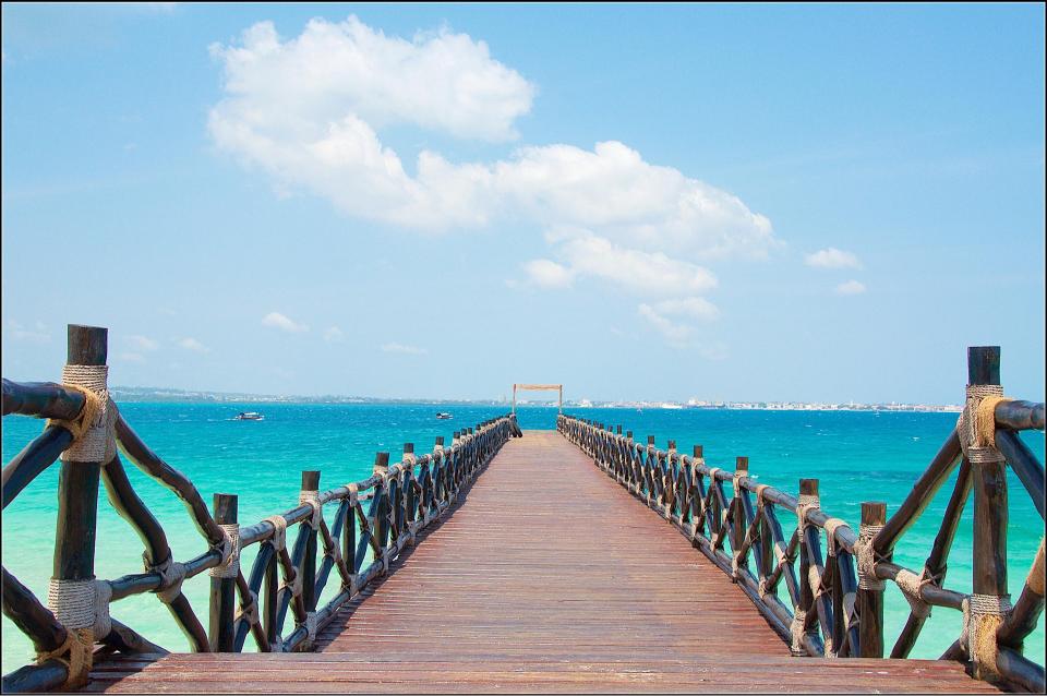 6 Days Zanzibar Holiday – Ultimate Relaxing Beach & Ocean Adventure Experience